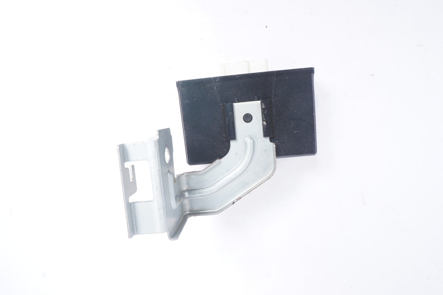 2003 - 2005 Mazda 6 Theft Locking Module GK2A67790A  OEM