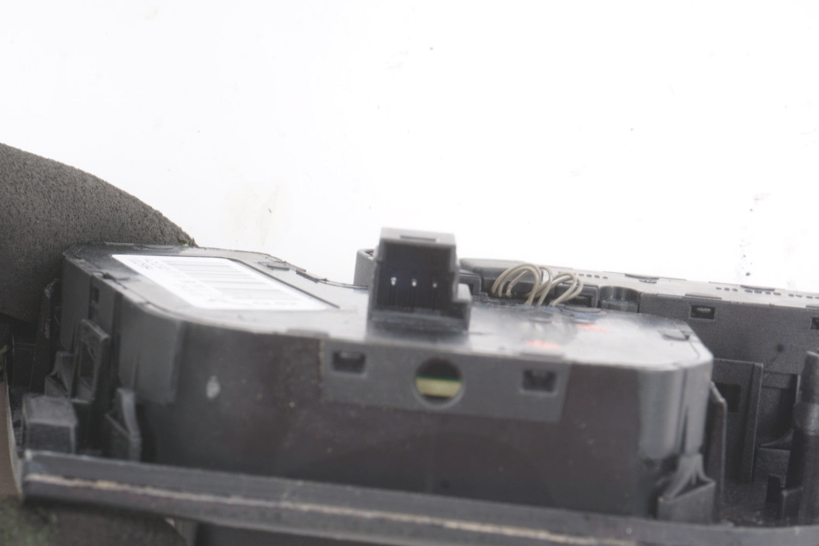 2008 - 2014 Mercedes W204 C250 Front Right Control Switch Button OEM