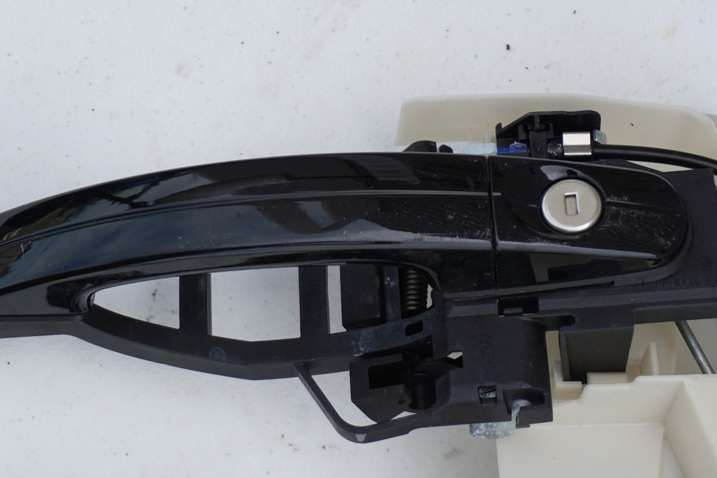 16 17 18 FORD FOCUS FRONT LEFT DRIVER EXTERIOR DOOR HANDLE & LOCK ACTUATOR OEM