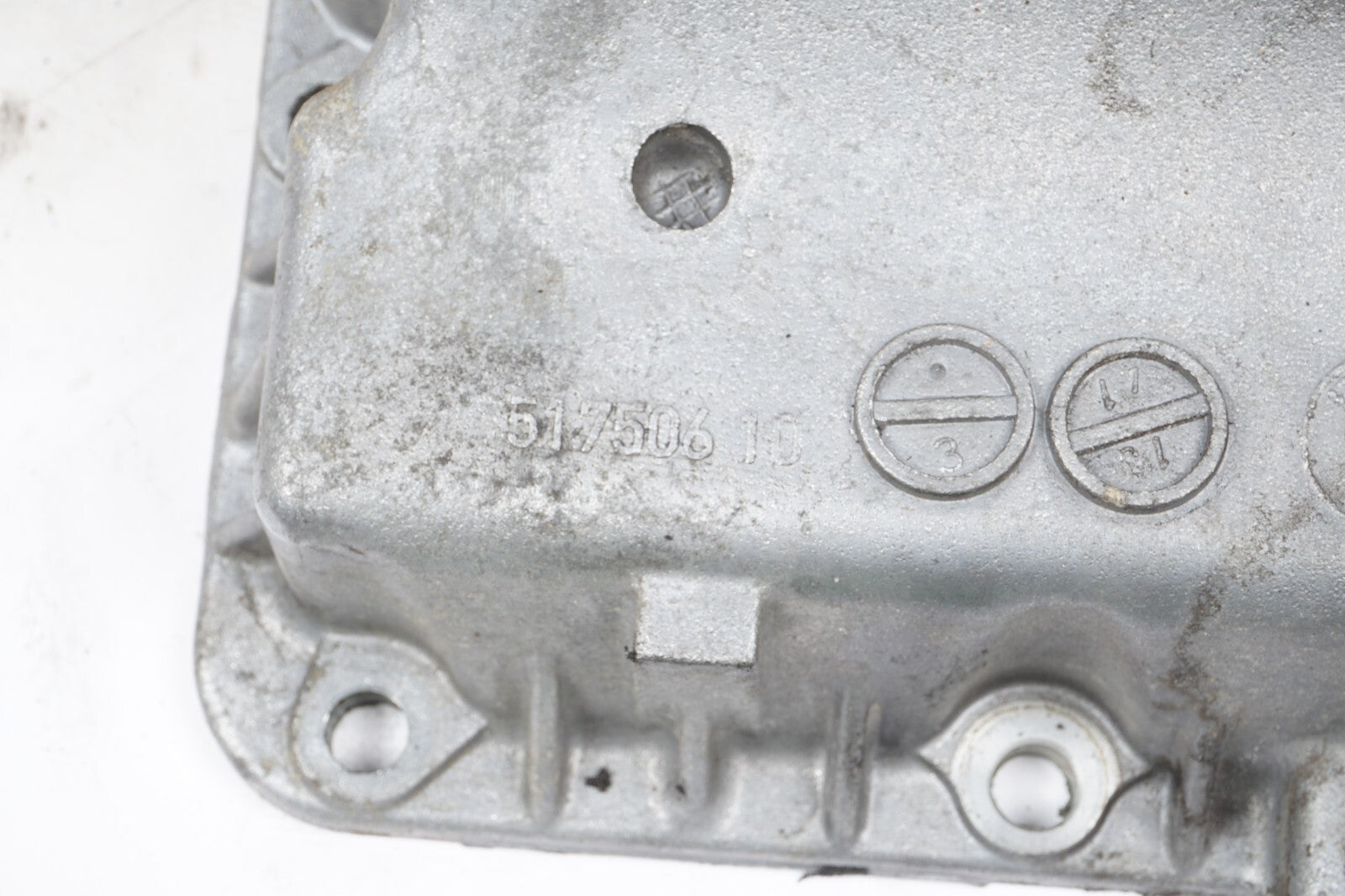 13 - 18 BMW 550I 650I 750I 4.4L N63TU Oil Pan Upper OEM