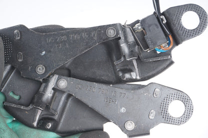 2003 - 2006 MERCEDES SL500 R230 ROADSTER LEFT & RIGHT UPPER ROOF LOCK STRIKERS