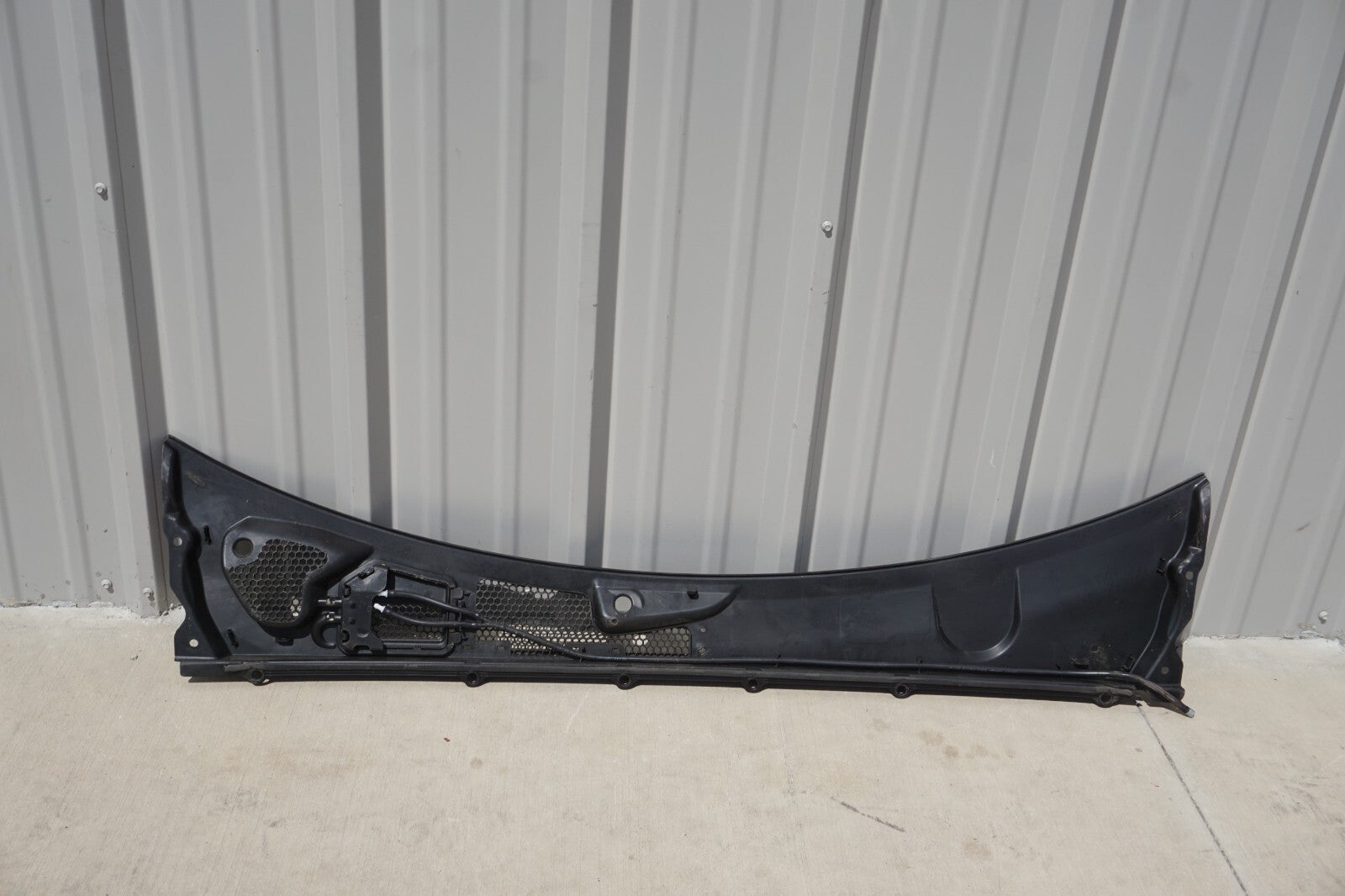 2021 - 2024 Polestar 2 Front Windshield Wiper Cowl Grille Vent Panel OEM