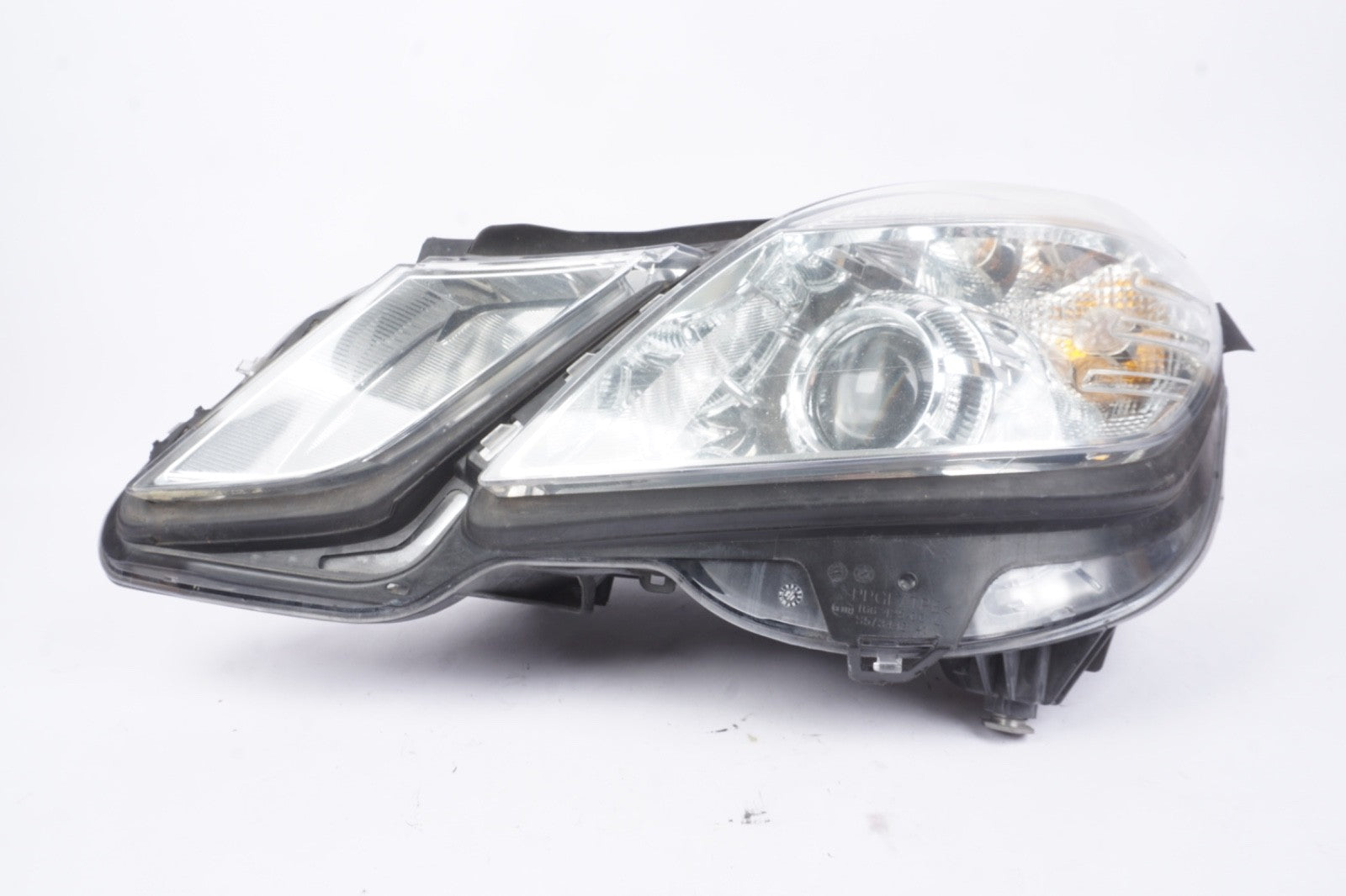 2010-2013 MERCEDES E300 E350 E400 E550 (W212) LEFT DRIVER HALOGEN HEADLIGHT LAMP
