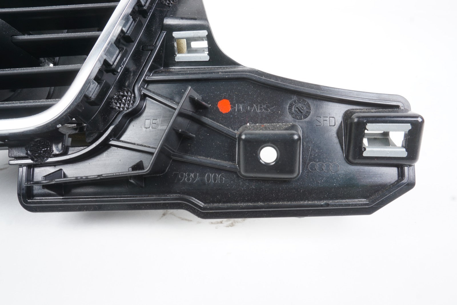 2011 - 2017 Audi D4 A8 A8L Front Left Driver Dashboard HVAC Air Vent OEM