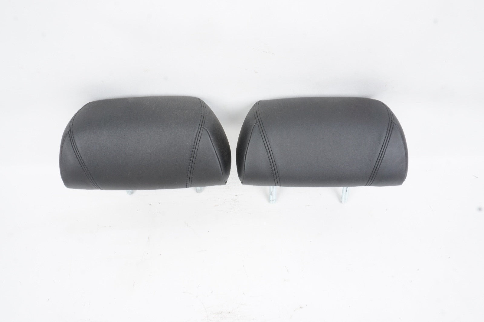 12-18 BMW F06 F12 F13 640I 650I REAR RIGHT & LEFT SIDE HEADREST SET BLACK OEM