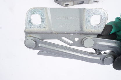 07-12 MERCEDES GL450 ML350 HOOD BONNET LEFT & RIGHT SIDE HINGE SUPPORT OEM -SET-
