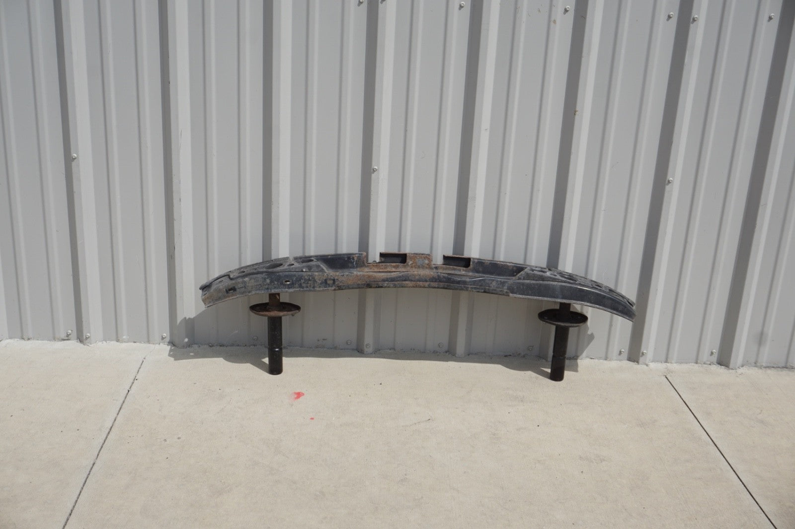 03-08 BMW Z4 E85 E86 Rear Bumper Reinforcement Impact Bar w/ Shock Strut OEM