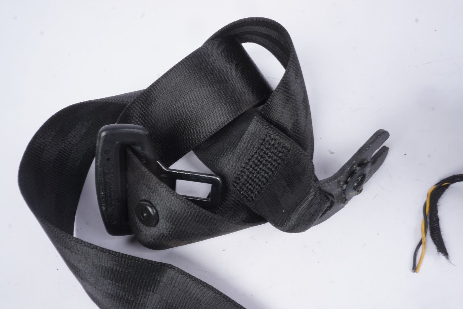 2011 - 2018 AUDI A8 QUATTRO REAR RIGHT SIDE SEAT BELT OEM