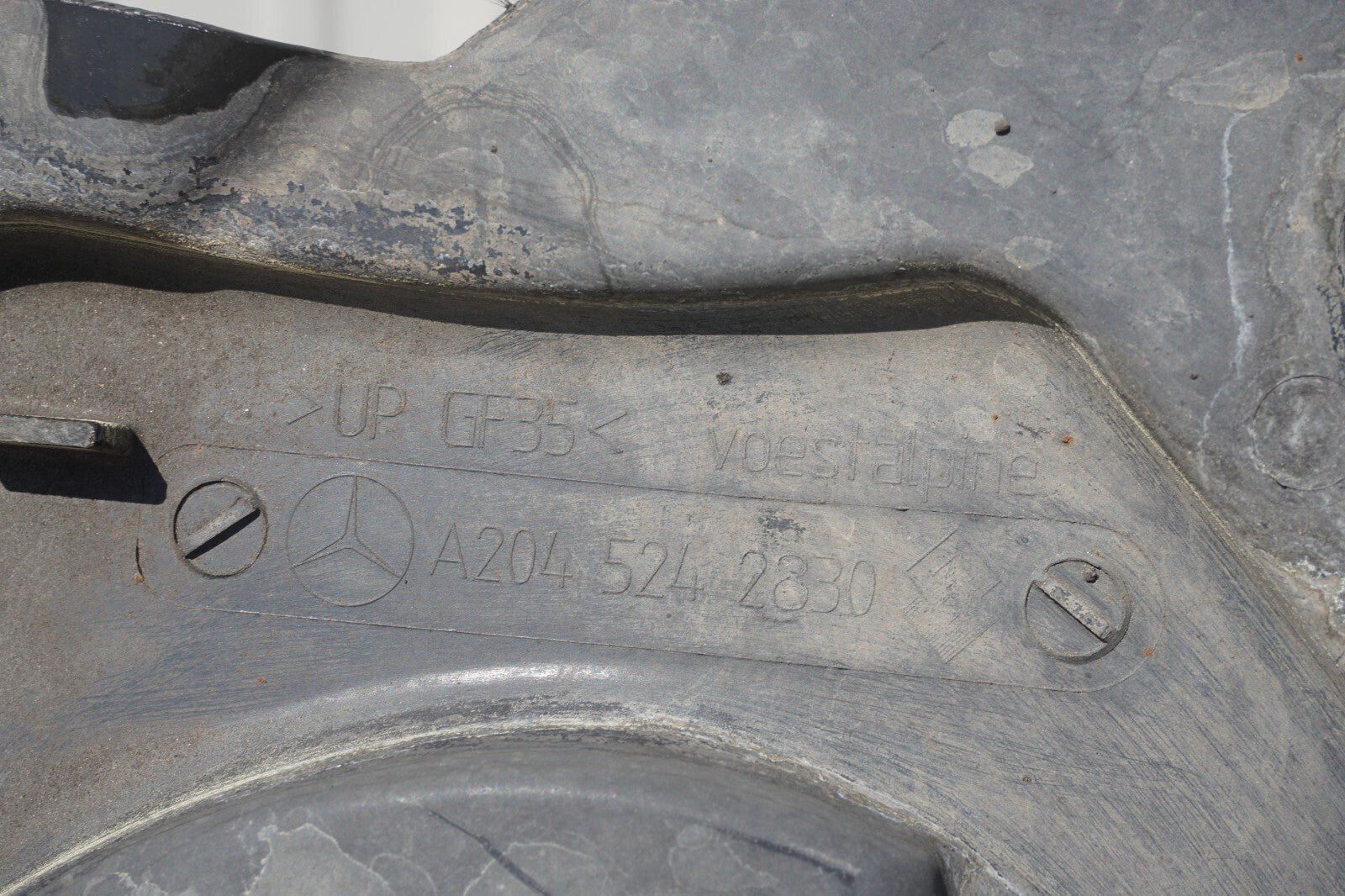 11-14 Mercedes W207 E350 Rear Engine Splash Shield 2045242830 OEM