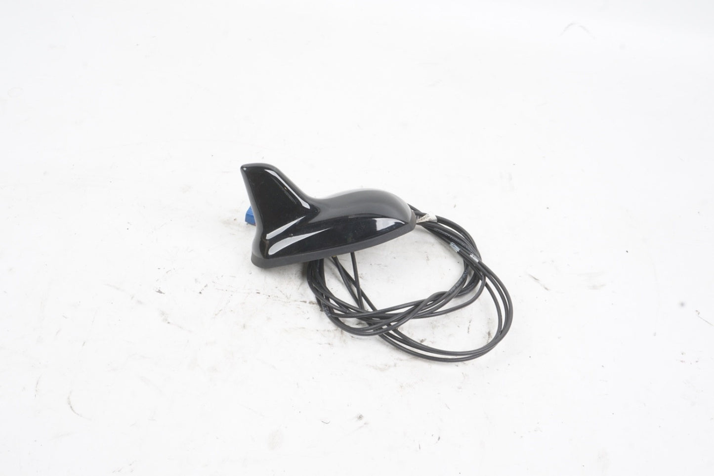 10-14 Mercedes W204 C350 C300 E350 E550 Shark Fin Radio Antenna 2048207675 OEM