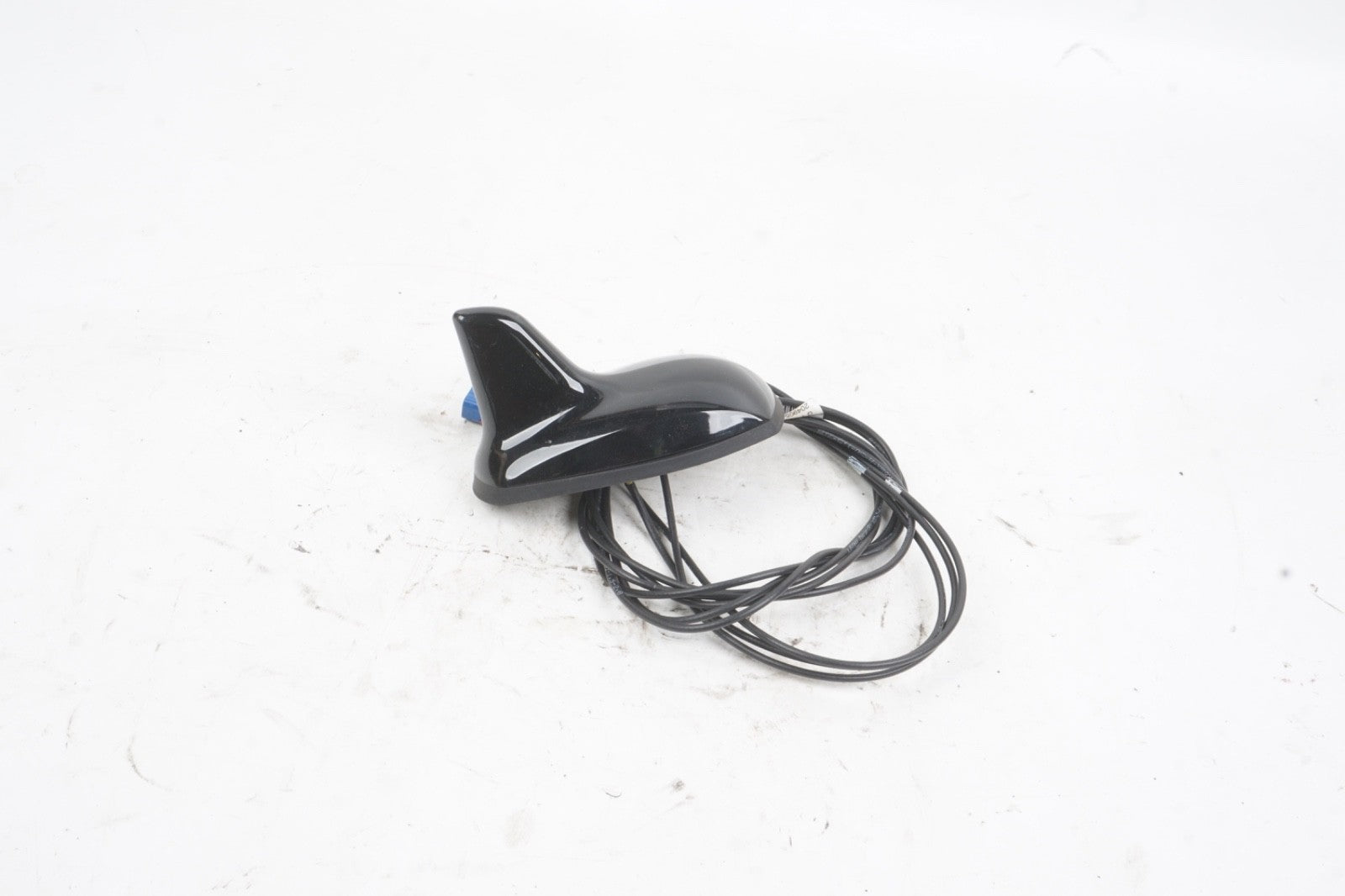 10-14 Mercedes W204 C350 C300 E350 E550 Shark Fin Radio Antenna 2048207675 OEM
