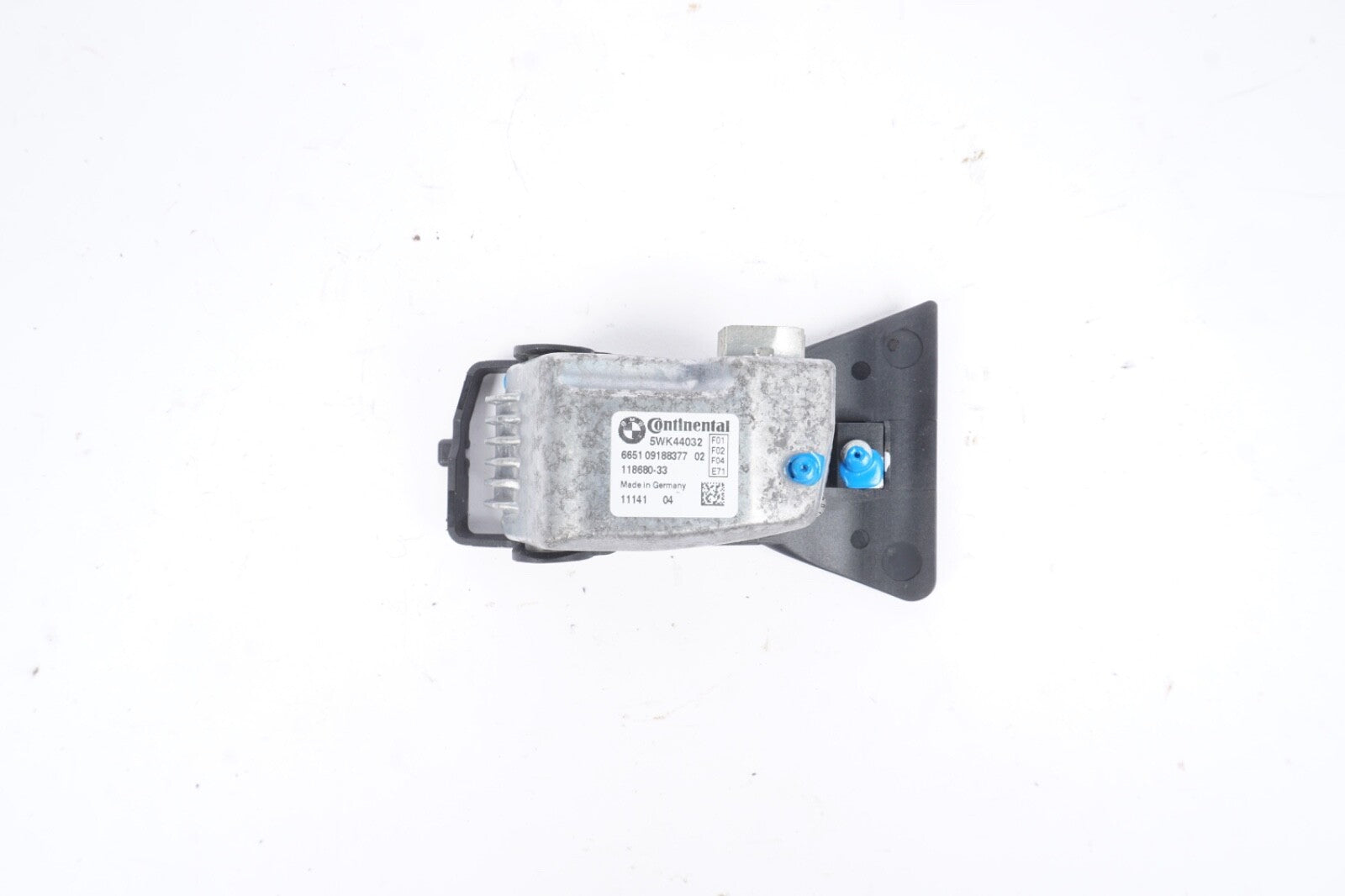 2009 - 2015 BMW 740 750 F04 FRONT RAIN DEPARTURE CAMERA OEM 09188377