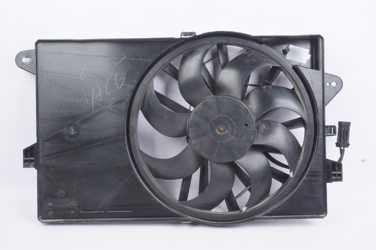 2012-2018 FIAT 500  FRONT RADIATOR COOLING FAN OEM 52014999AC