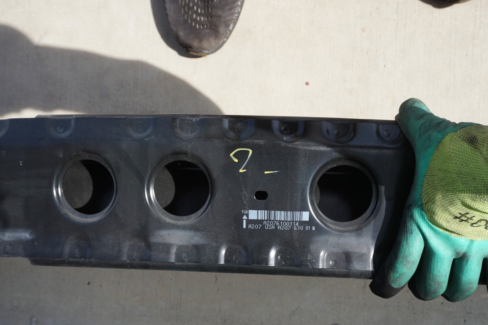 2010 - 2017 Mercedes W204 C300 E350 Bumper Reinforcement Impact Crash Bar OEM