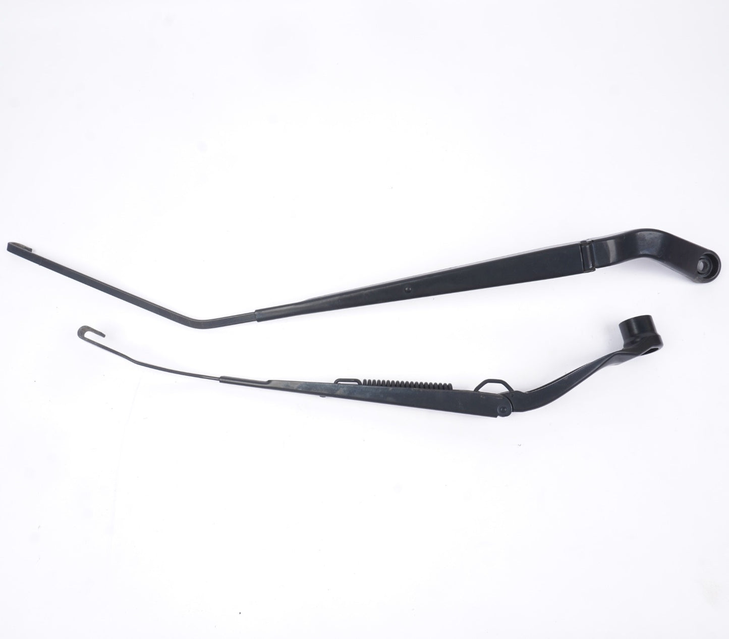 2012 2019 FIAT 500 LEFT & RIGHT WINDSHIELD WIPER ARMS PAIR OEM NO BLADES 