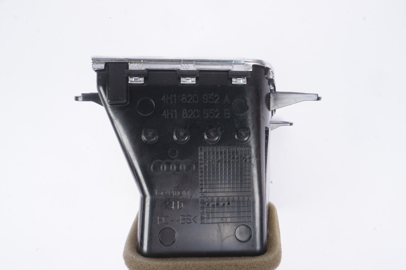 2011 - 2017 DASHBOARD VENT 4H1820952A/B AUDI A8 A8L S8 CENTER RIGHT SIDE OEM