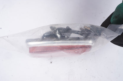 Will fit all W460 from 1979 to 1989 (230G, 240GD, 280GE, 300GD) REAR RIGHT/PASSE