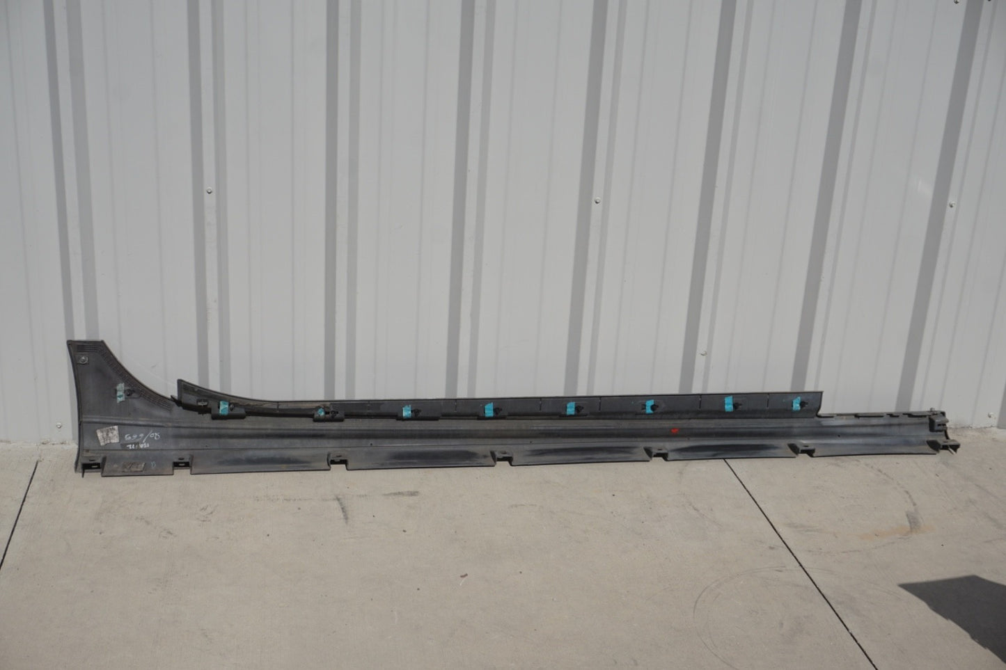 2014 - 2019 MASERATI GHIBLI SQ4 LEFT DRIVER SIDE SKIRT ROCKER PANEL SILVER OEM