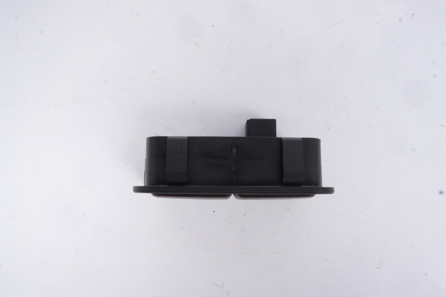 07-17 Mercedes W219 CLS500 S550 Trunk Lock Close Button Switch 2208211479 OEM