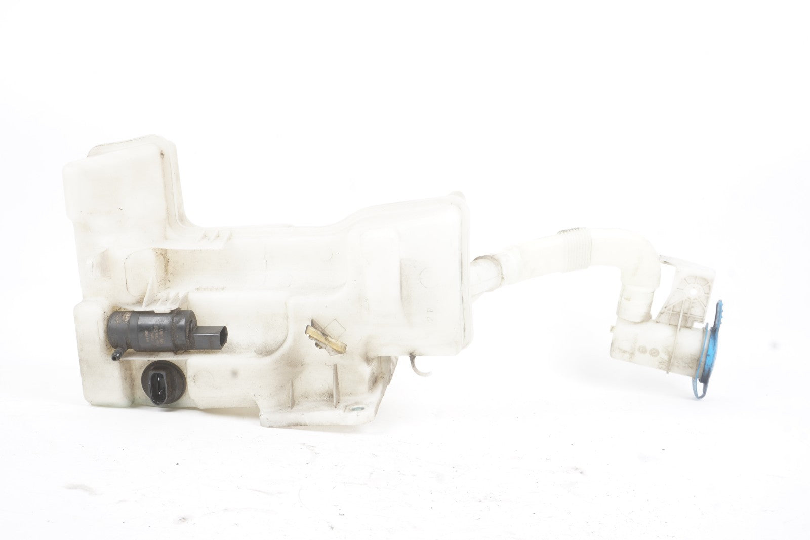 12-19 Volkswagen Passat Washer Fluid Reservoir Bottle OEM