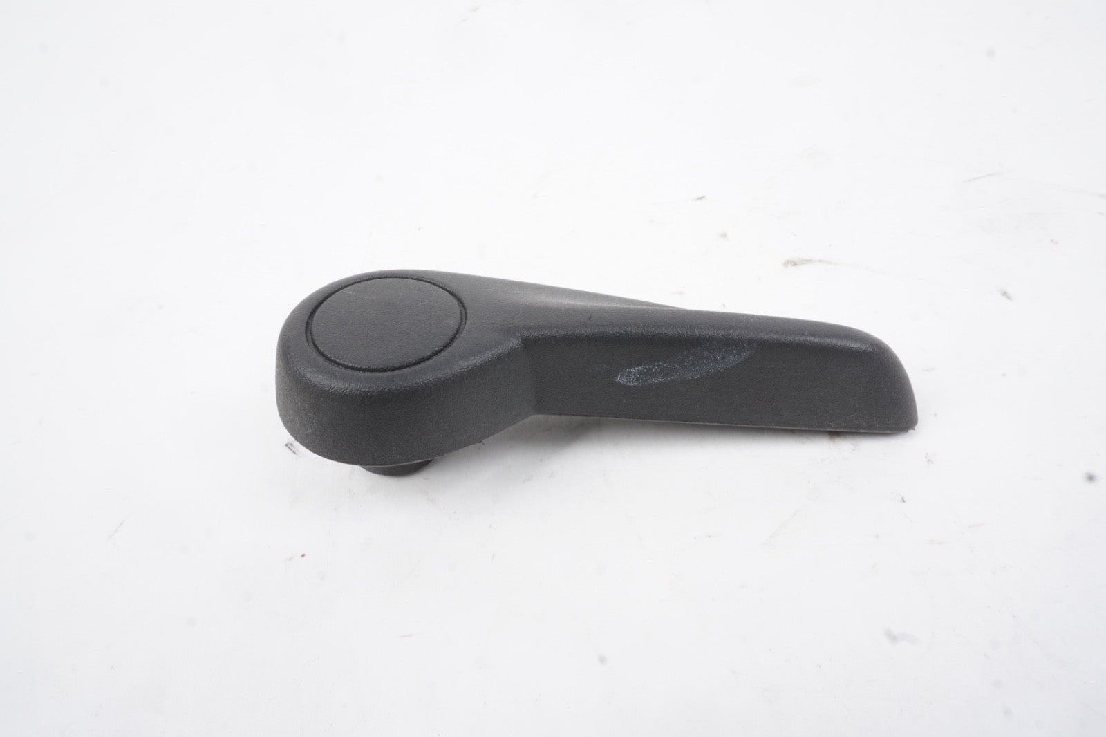 2015 - 2021 Jeep Renegade Front Right Seat Life Adjuster Lever OEM