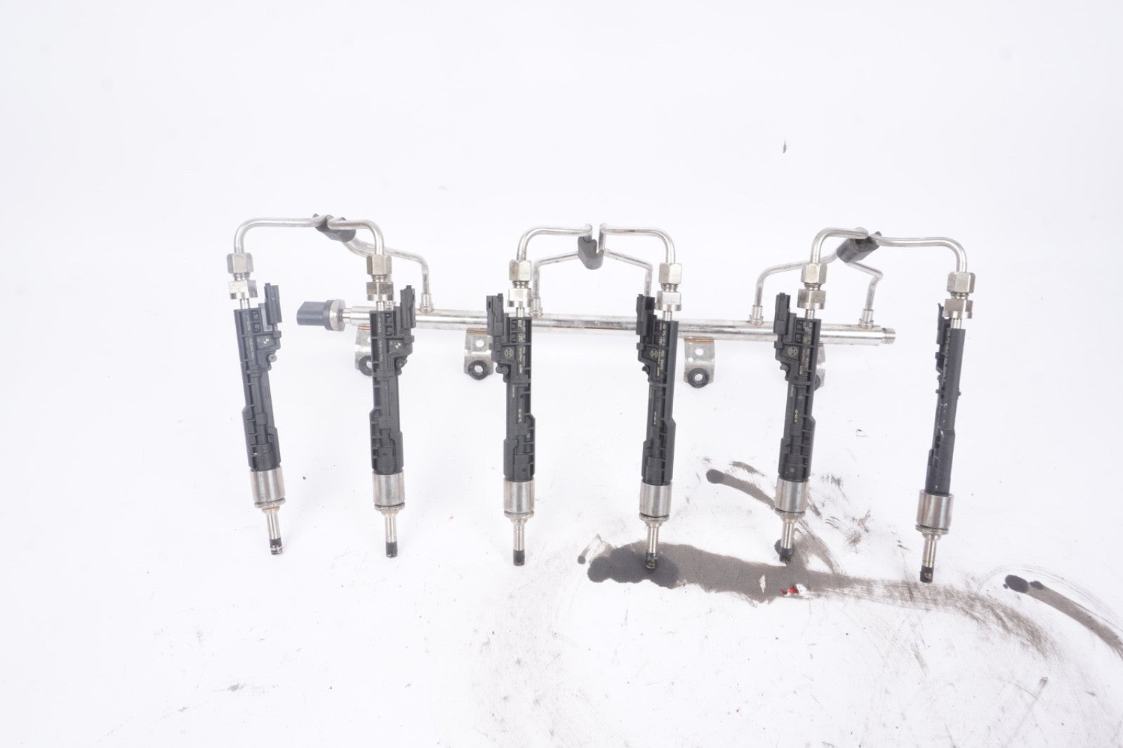 11-16 BMW 335i 535i 640i Gas Fuel Injector OEM 0261500109 set of 6
