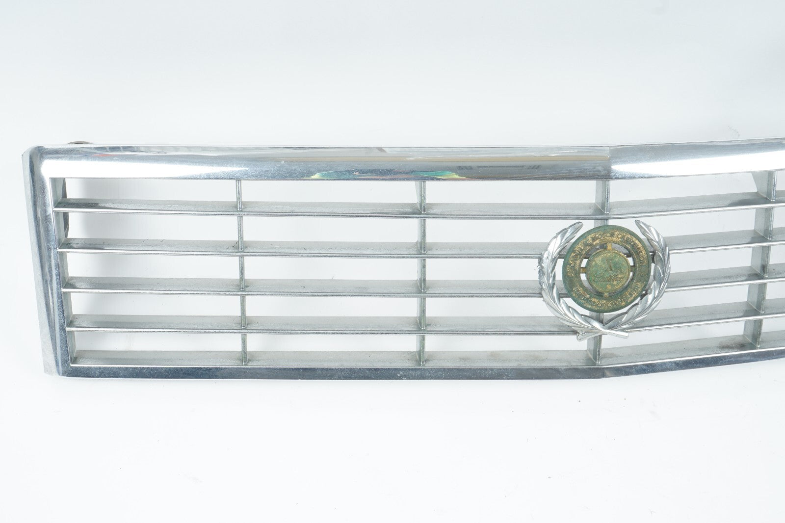 1987 - 1993 Cadillac Allante FRONT GRILLE OEM