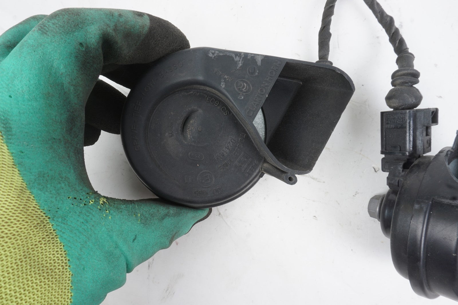 2011-2018 Audi A8 A8L S8 Horn Signal  OEM