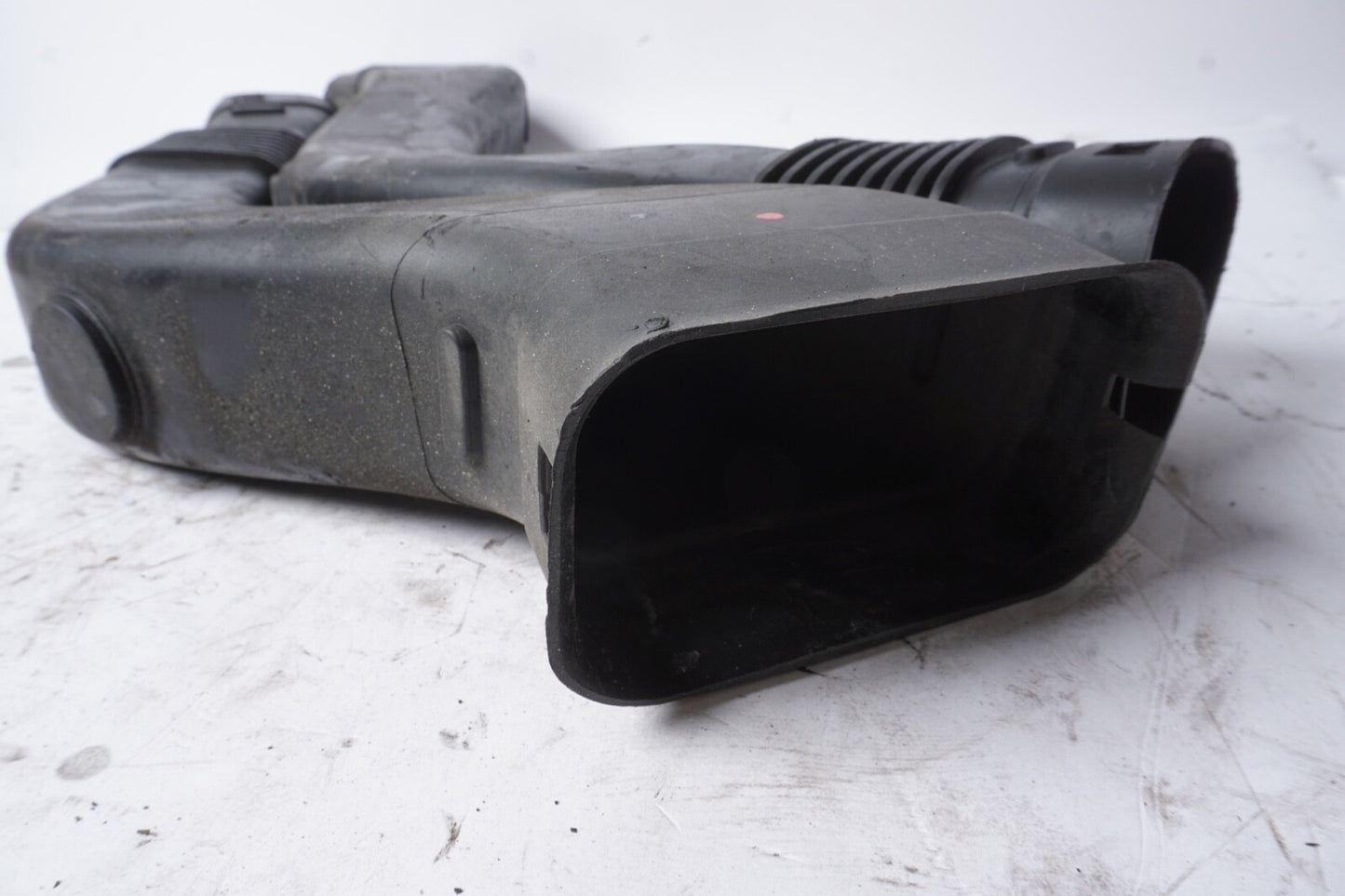 11-13 BMW F10 550i 650i 4.4 N63 AIR INTAKE DUCT ASSEMBLY RIGHT LEFT OEM 072523