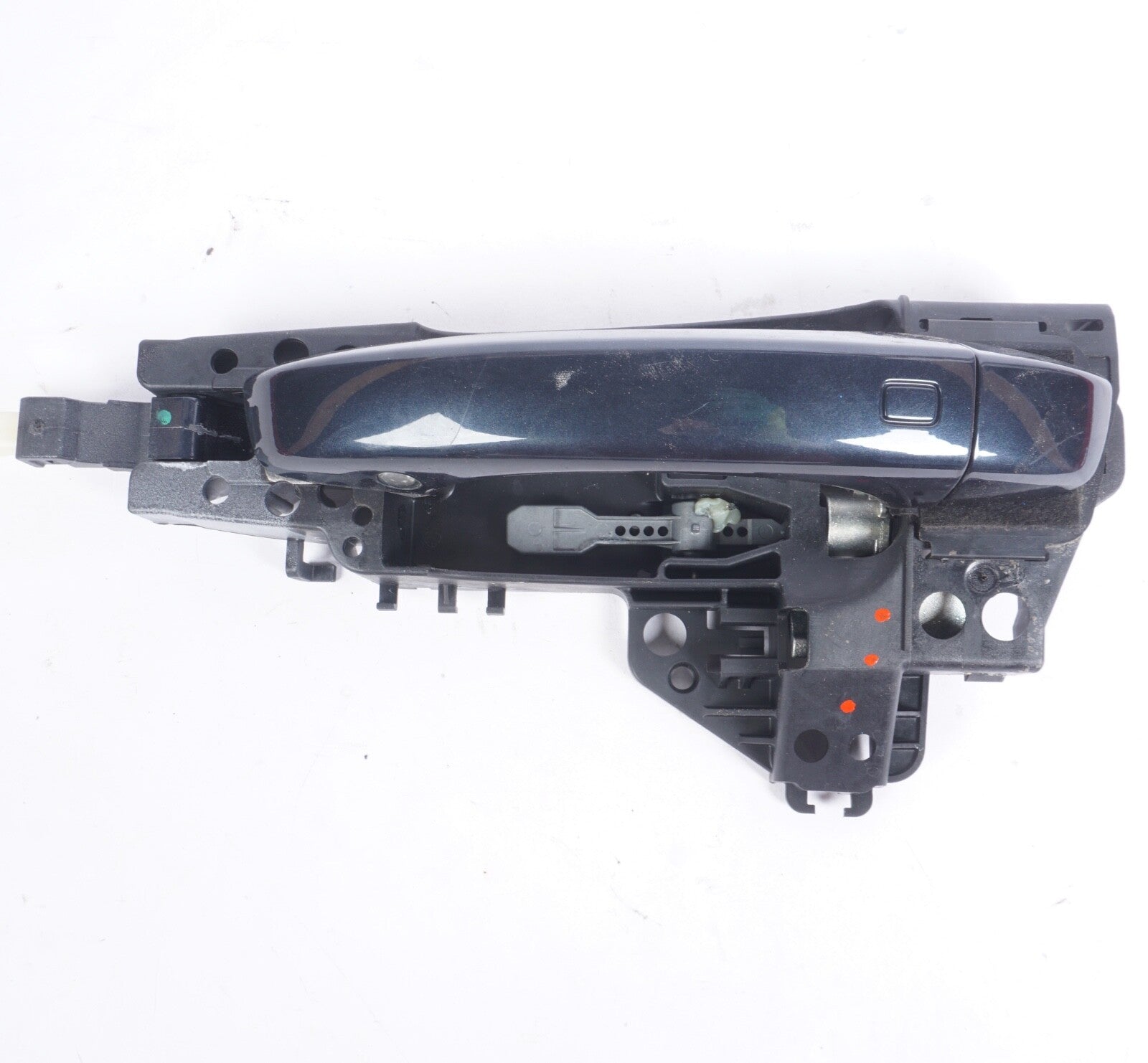 2012-2018 AUDI A6 C7 A7 REAR LEFT DRIVER SIDE EXTERIOR DOOR HANDLE BRACKET OEM