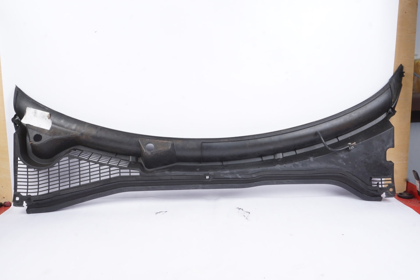 2016 - 2018 FIAT 500X COWL VENT PANEL 735622882 OEM