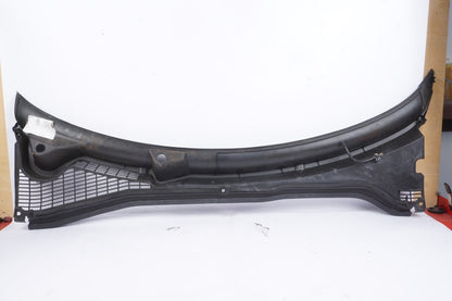 2016 - 2018 FIAT 500X COWL VENT PANEL 735622882 OEM