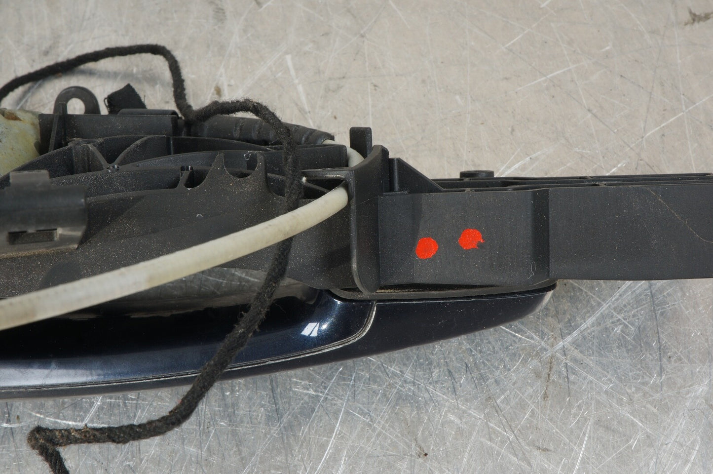 07-13 BMW E70 X5 FRONT RIGHT PASSENGER SIDE EXTERIOR DOOR HANDLE