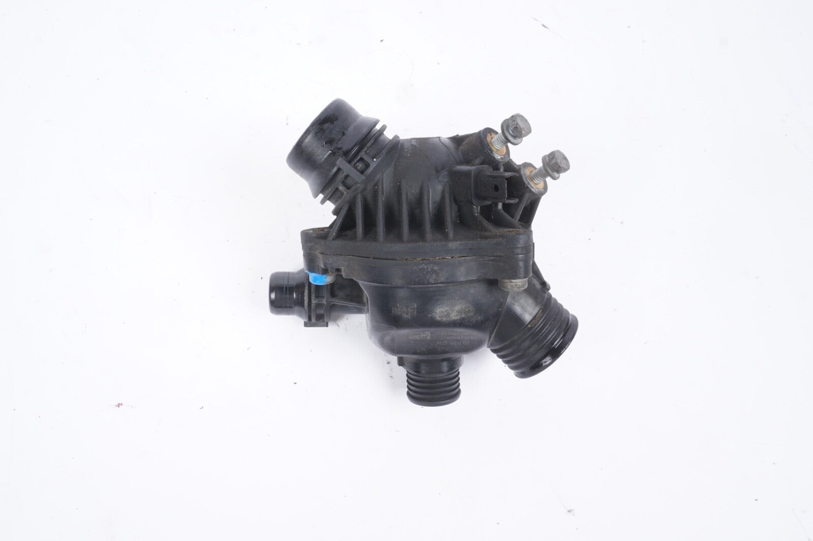 07-11 BMW E60 E61 E90 E92 135i Engine Coolant Thermostat Housing 7536655 OEM