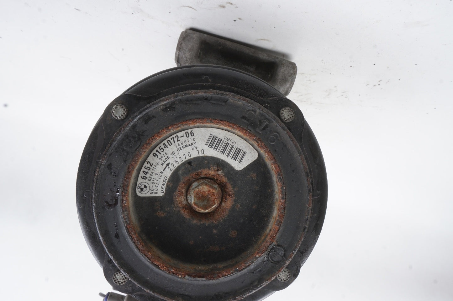 09-18 BMW F02 F10 F12 E70 550i 650i 750i X5 Engine AC Compressor 9154072 OEM