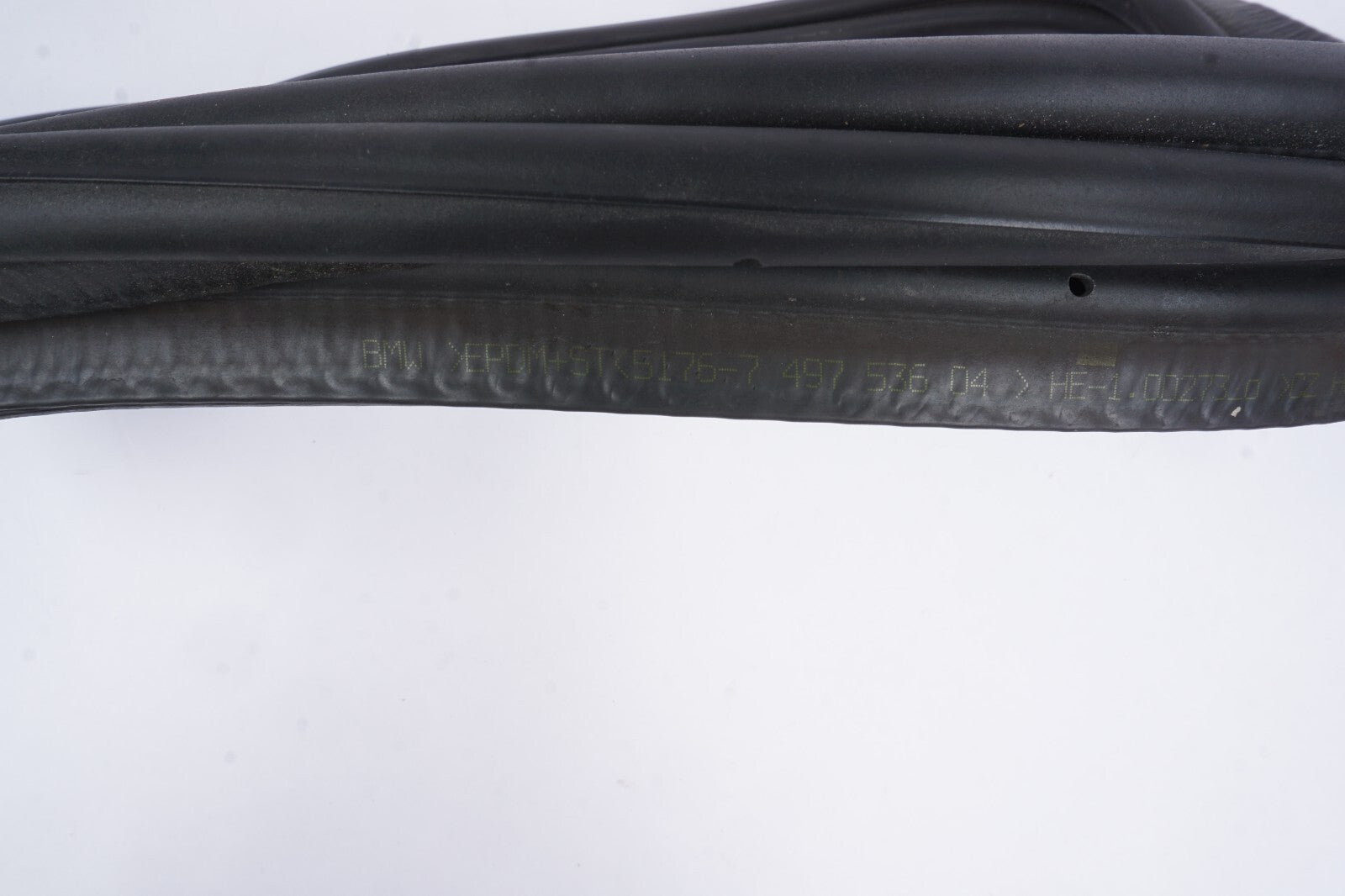 21 - 24 BMW 430I Convertible Trunk Weatherstrip Seal 7497536 OEM
