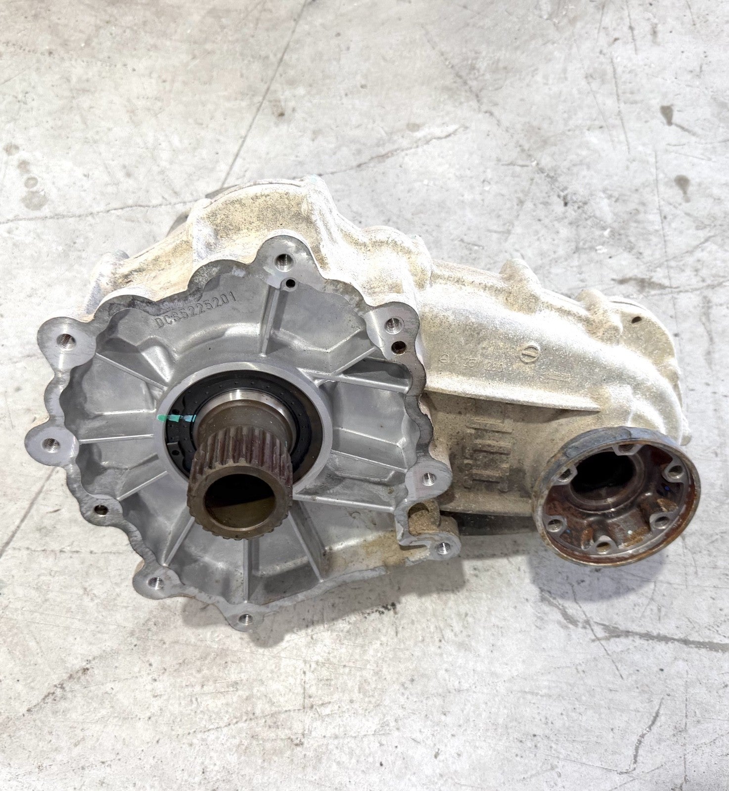 Transfer Case Assembly for Mercedes-Benz GL320 GL350 ML300 ML350 A2512802900 OEM
