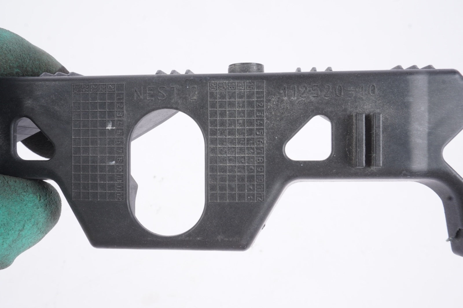 2018 - 2020 BMW X2 SKID MOUNTING BUMPER BRACKET FACTORY OEM
