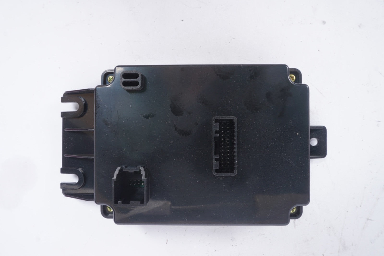 2014 - 2019 MASERATI GHIBLI OEM A/C HEATER CLIMATE CONTROL MODULE 670009658