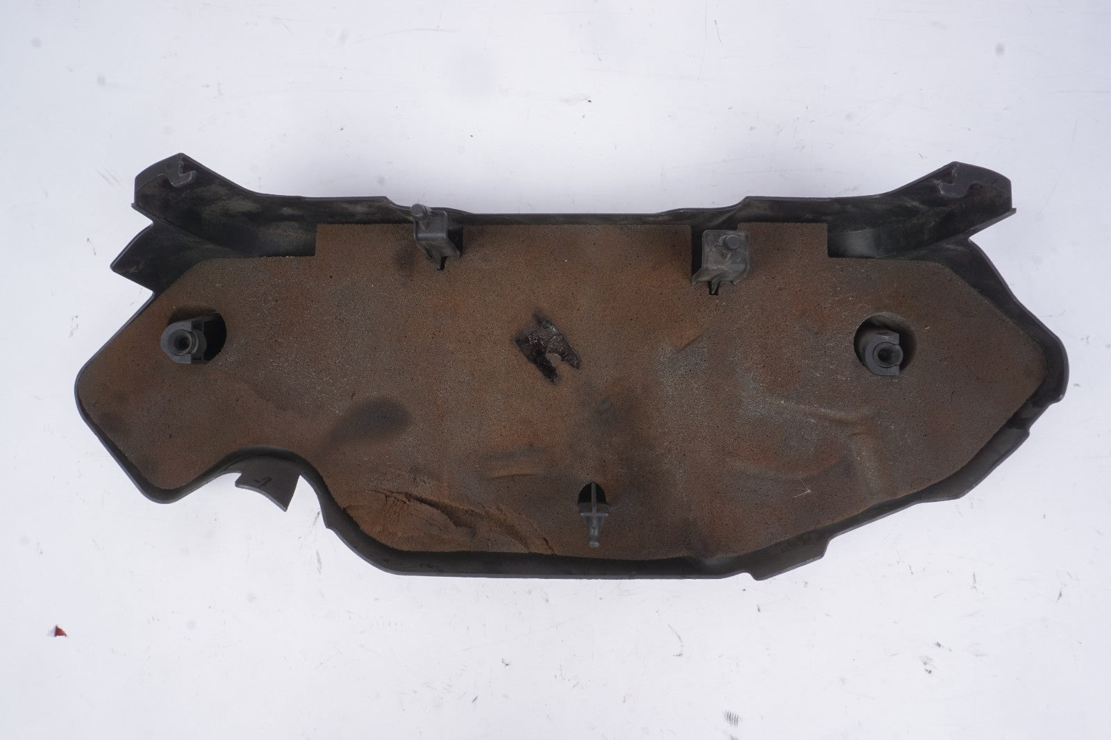 2011 - 2012 Audi A8 4.2L Engine Cover OEM