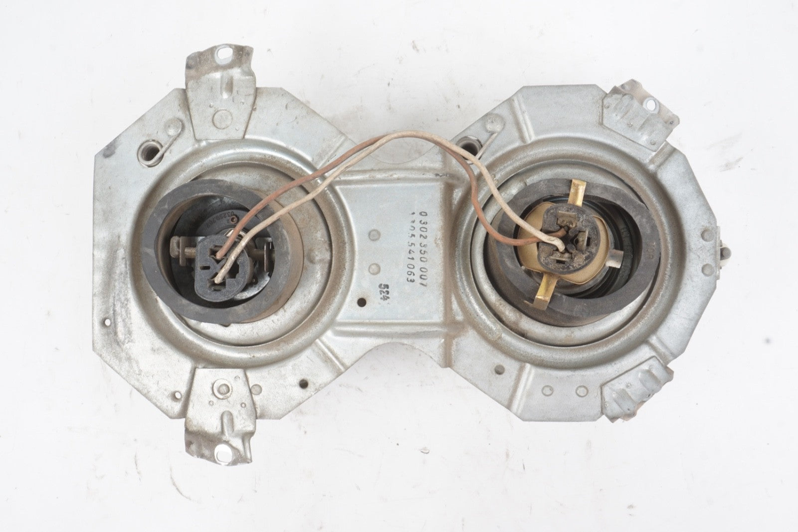 59-68 Mercedes W111 220sb 250se Left or Right Side Headlight Head Light Lamp OEM