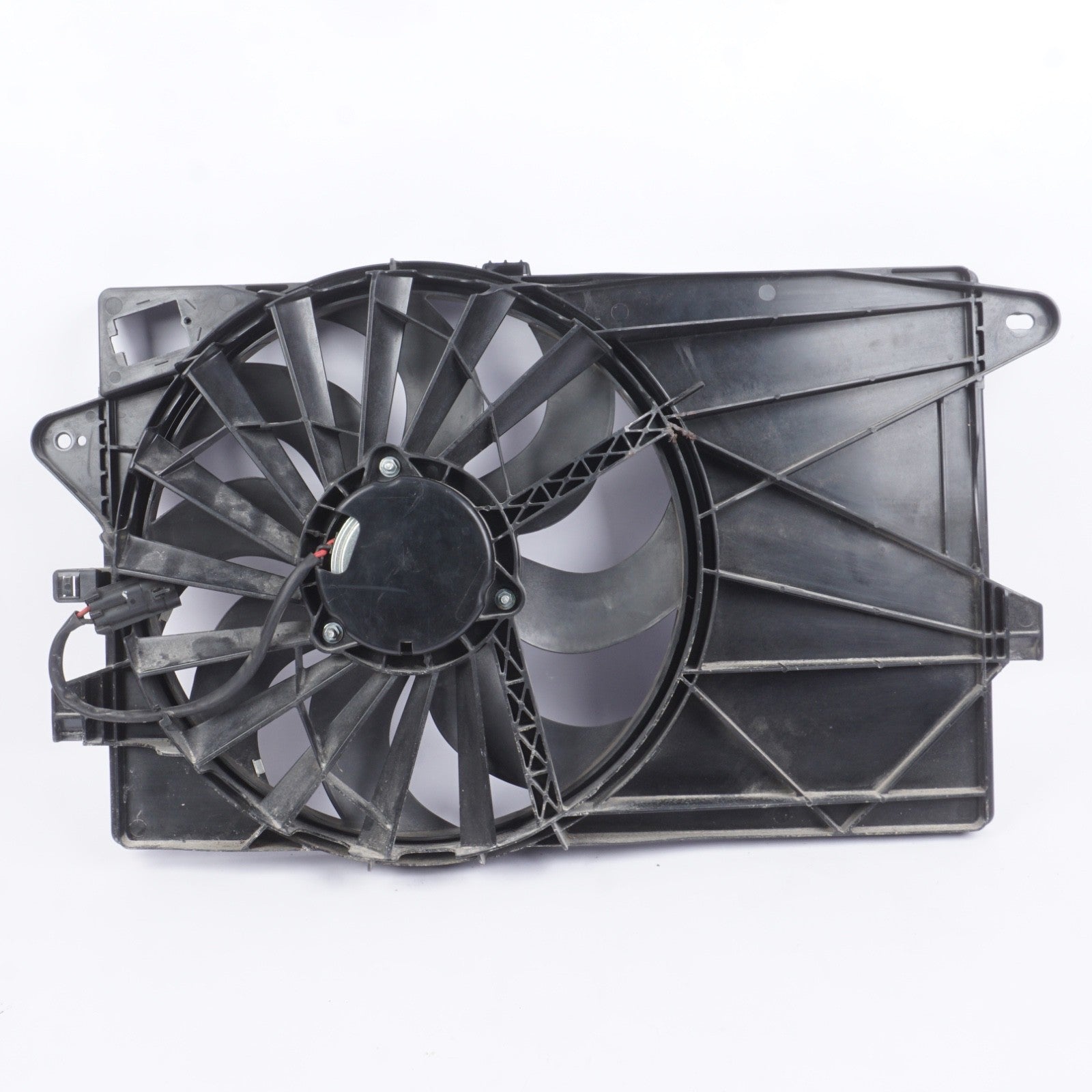 2012-2018 FIAT 500  FRONT RADIATOR COOLING FAN OEM 52014999AC