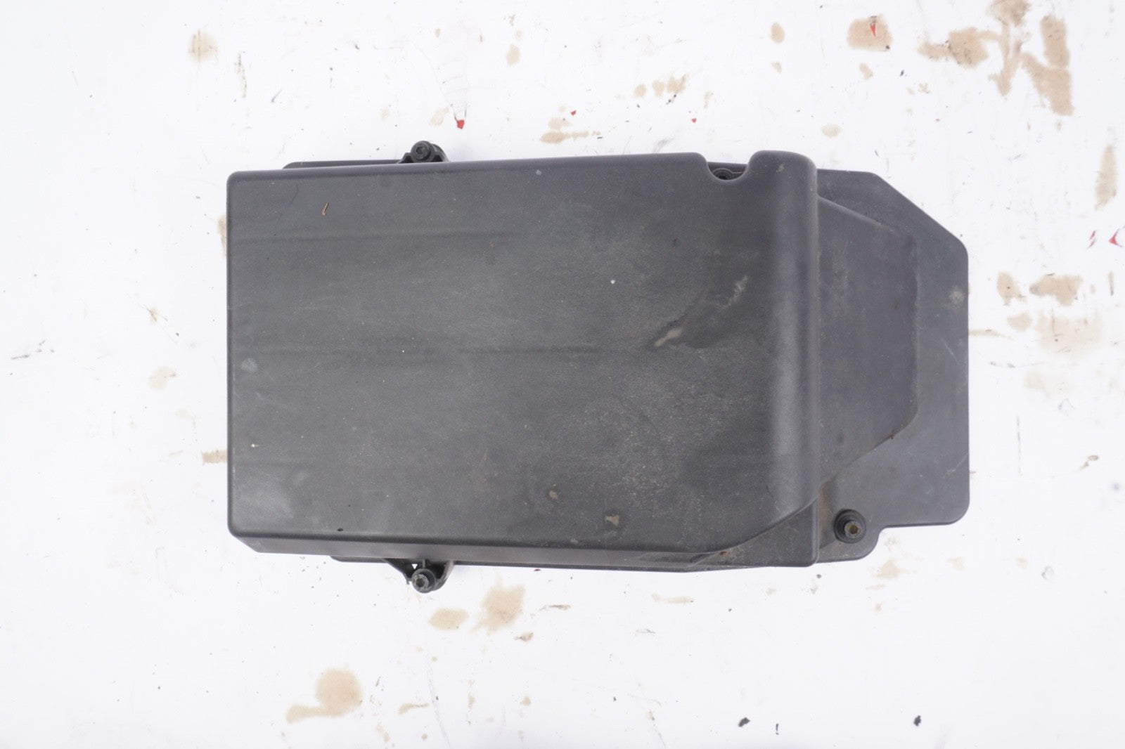 07-11 Mercedes W221 S65 AMG CL550 Under Hood Fuse And Relay Cover 2215401182 OEM