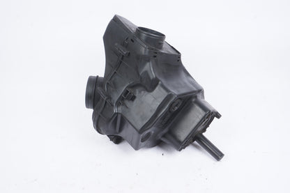 2011 - 2018 Audi A8L A8 3.0l Left  Air Cleaner Filter Box Driver Side OEM