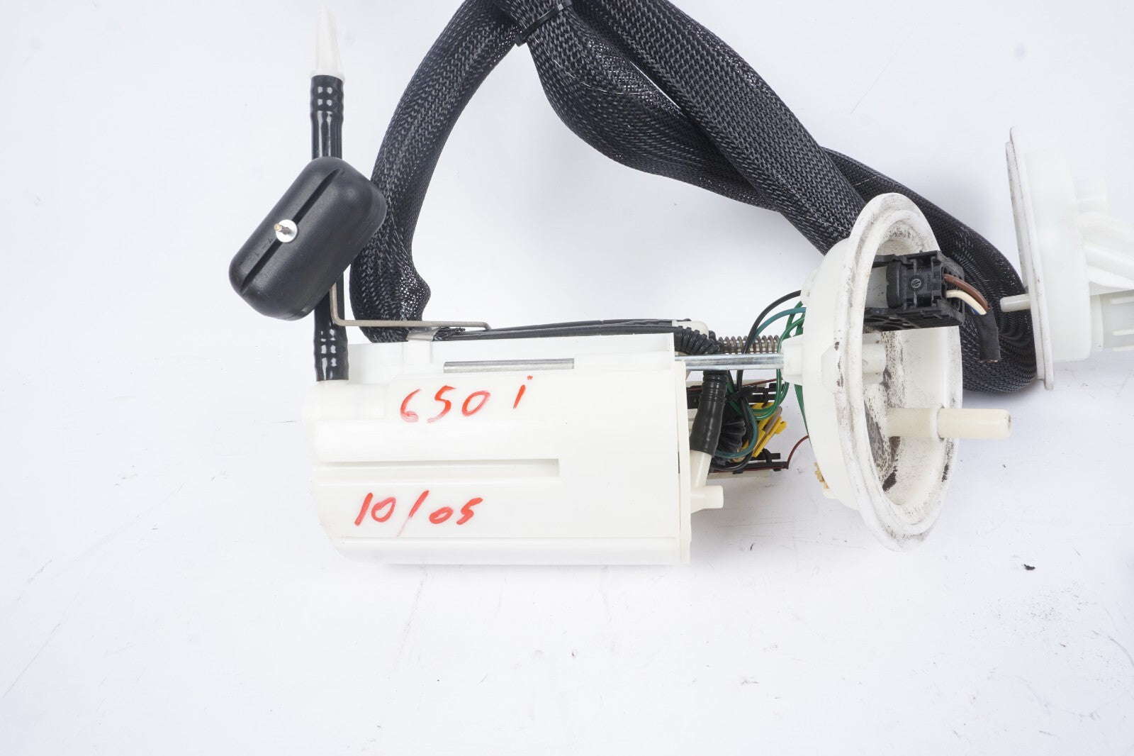 2006 - 2010  BMW 650i E63 E64 Fuel Pump Left & Right OEM