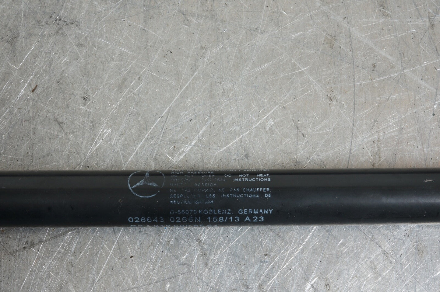 2 Front Hood Lift Supports Shock For Mercedes-Benz W204 C250 W212 E250 E300 E350