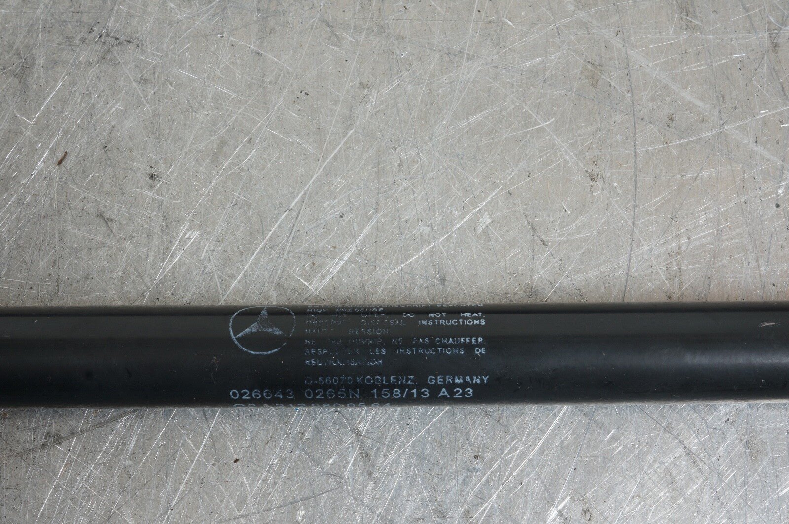 2 Front Hood Lift Supports Shock For Mercedes-Benz W204 C250 W212 E250 E300 E350