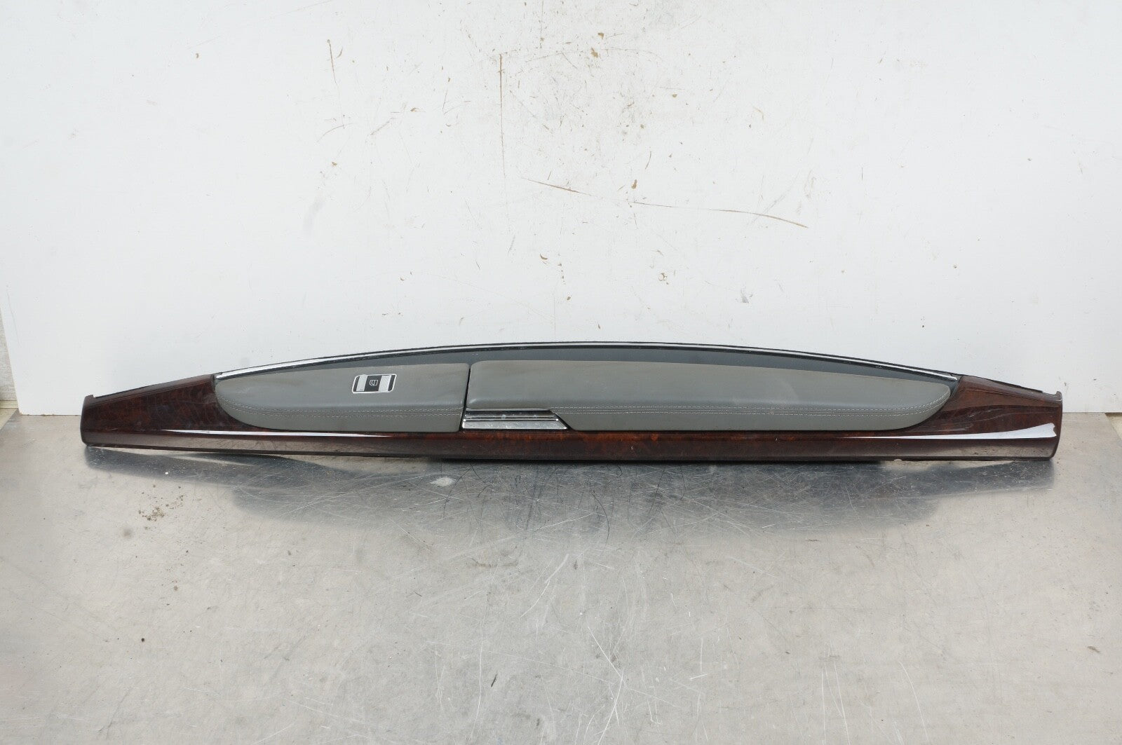 07-14 Mercedes W216 CL63 AMG Front Right Passenger Door Panel Trim Arm Rest