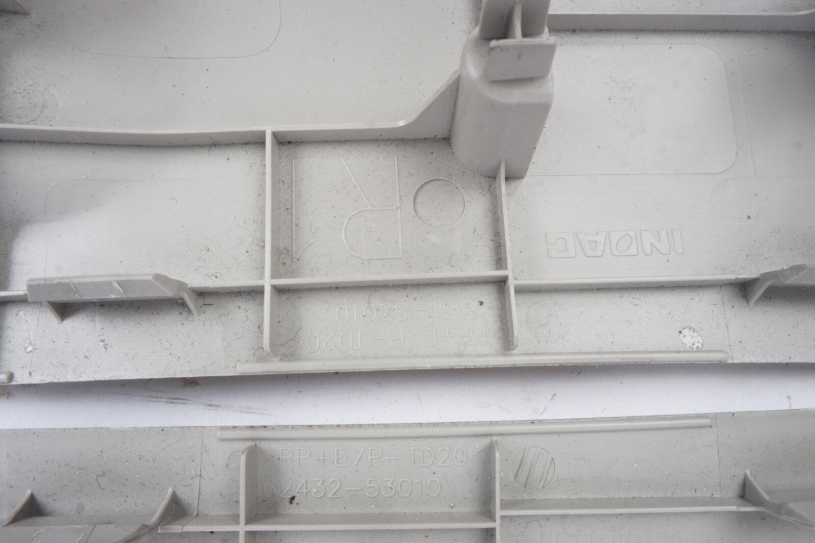 10-15 LEXUS IS250C IS350C CONVERTIBLE LEFT AND RIGHT SIDE ROOF TRIM COVER