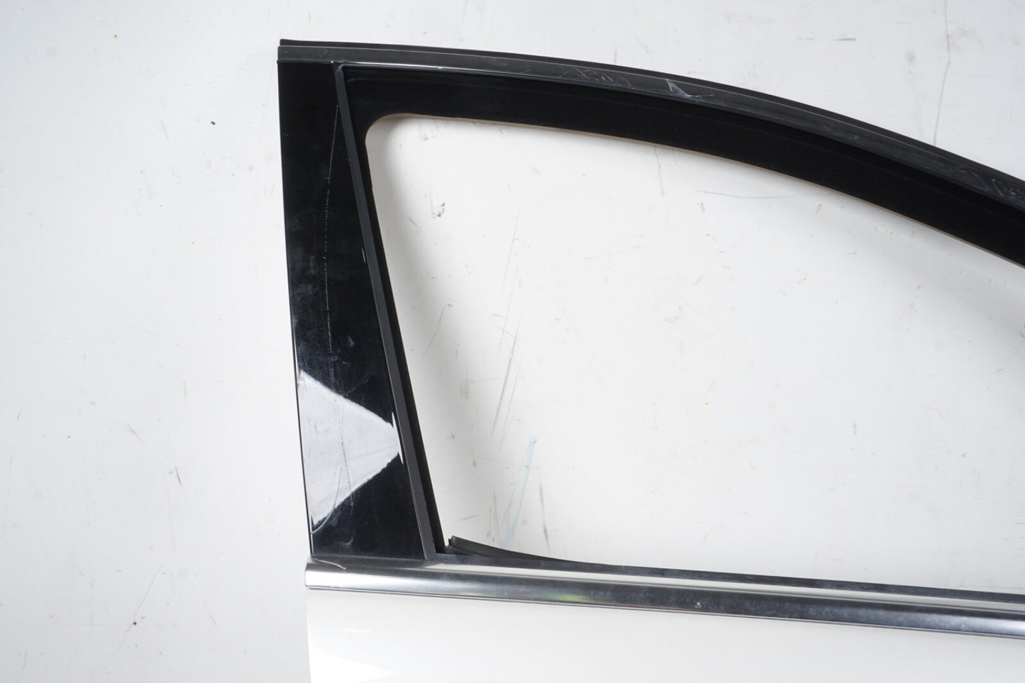 2007 - 2013 MERCEDES-BENZ S550 FRONT RIGHT PASSENGER SIDE DOOR SHELL OEM